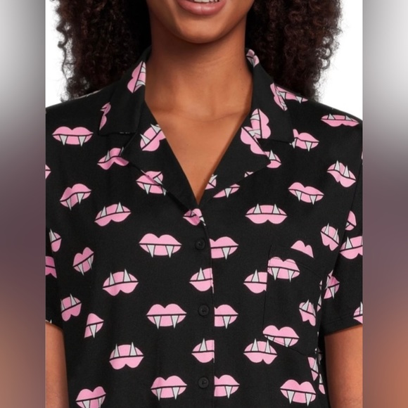 🧛🏻♀️NWT! Halloween 🎃 TWP Piece Woman’s Pajama Set - Vampire🧛🏻♀️ - Picture 5 of 5